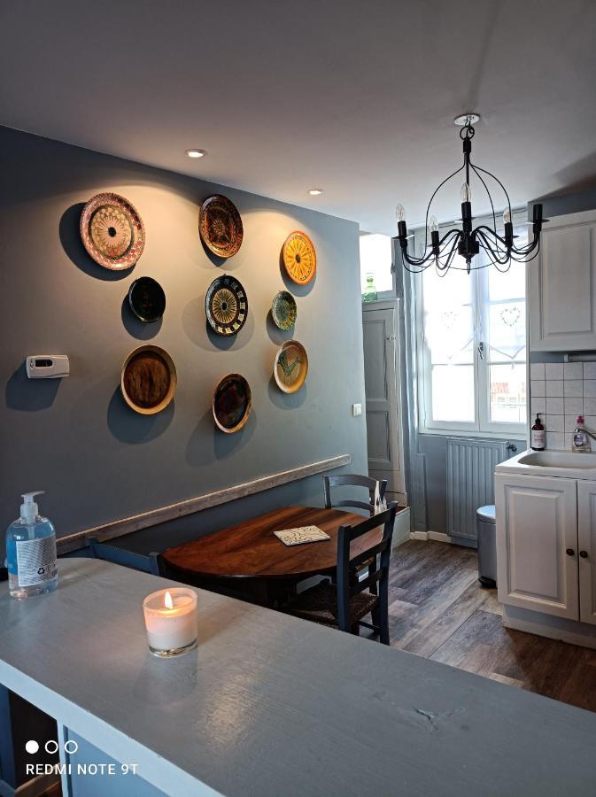 La Petite Maison Du Quai Appartement Blois Buitenkant foto